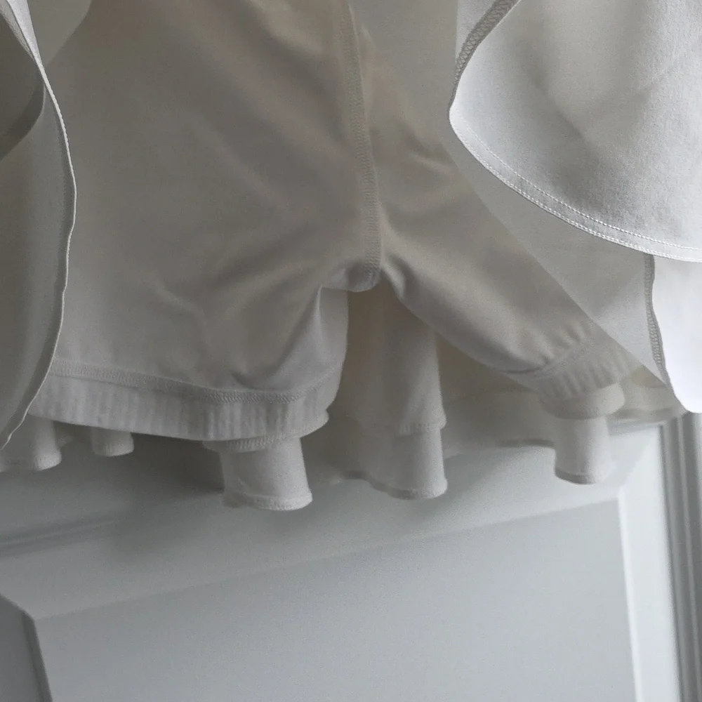 Lululemon Athletica White Tennis/paddleball/pickleball Skirt Size 8 G133 - Picture 5 of 11